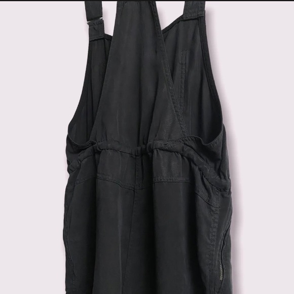 WILFRED FREE ARITZIA -Black Beatriz Drawstring Short Overall Romper Small EUC - Picture 7 of 12